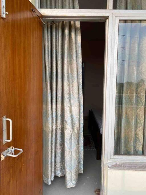 Apartment Away From Close To Delhi Airport And Metro Two Bedroom New Delhi